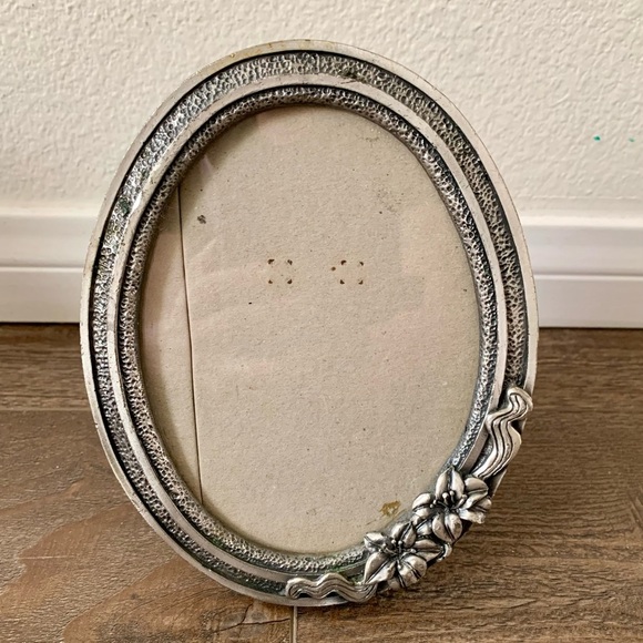 Vintage metal frame 6/7 inch - Picture 12 of 12